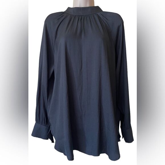 LOFT Black sheer blouse size M Neck line detail - Picture 1 of 5